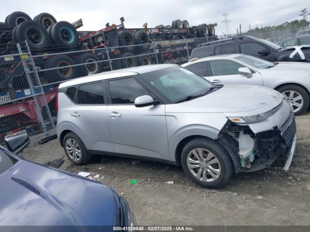 KNDJ23AU6L7035932 KIA SOUL LX