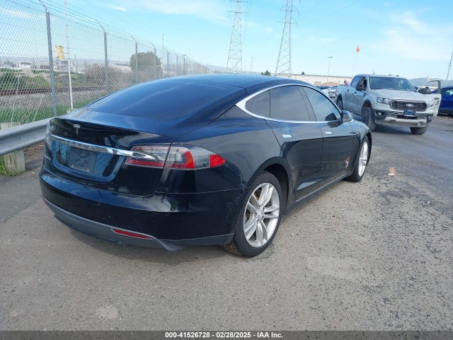 2016 TESLA MODEL S 5YJSA1E10GF131468 Photo 3