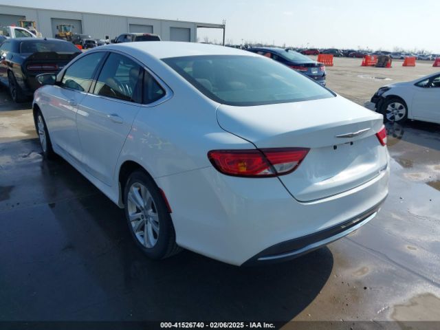 2016 CHRYSLER 200 1C3CCCAB0GN167384 Photo 2