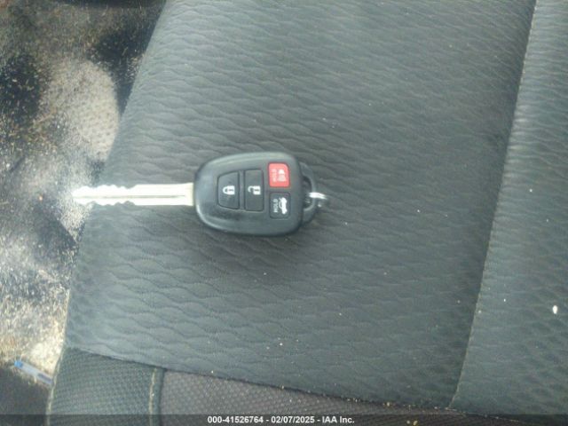 5YFBURHE2KP862758 Toyota COROLLA LE