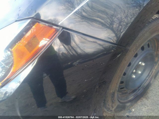 5YFBURHE2KP862758 Toyota COROLLA LE