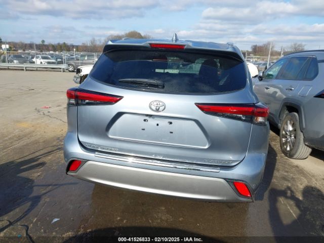 5TDFZRAH2MS041693 Toyota Highlander Platinum