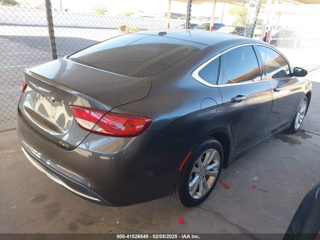 Chrysler 200 Limited 2015 1C3CCCAB8FN617300 Image 4