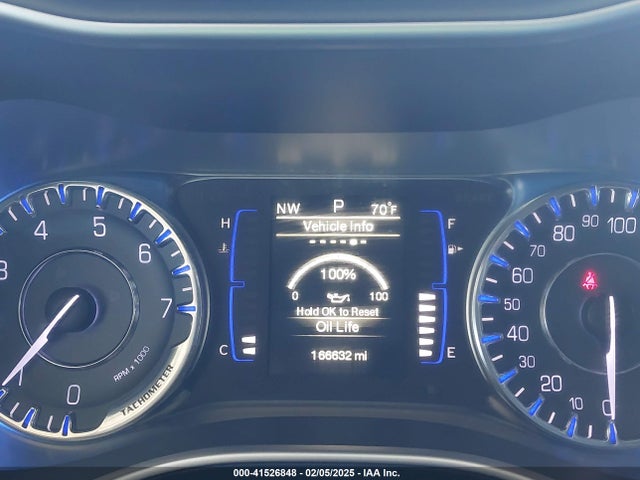Chrysler 200 Limited 2015 1C3CCCAB8FN617300 Image 7