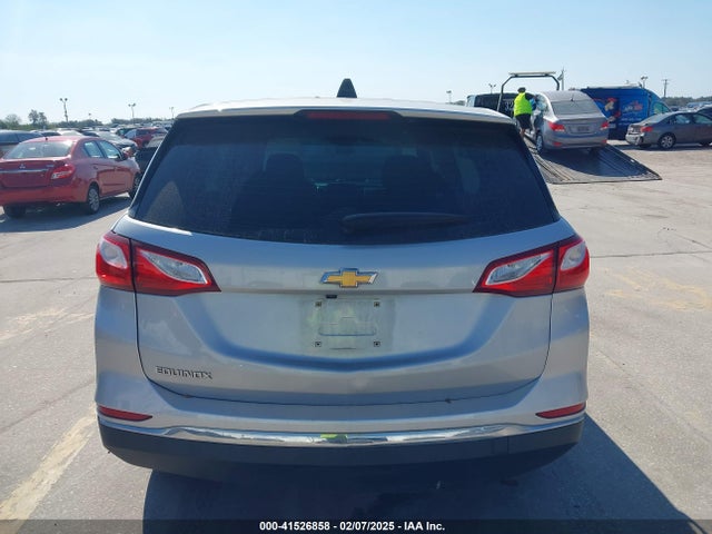 Chevrolet EQUINOX LS 2018 2GNAXHEV8J6108790 Image 16