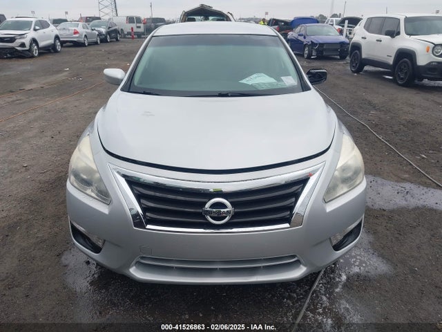 Nissan Altima 2.5 S 2015 1N4AL3APXFC223863 Image 12