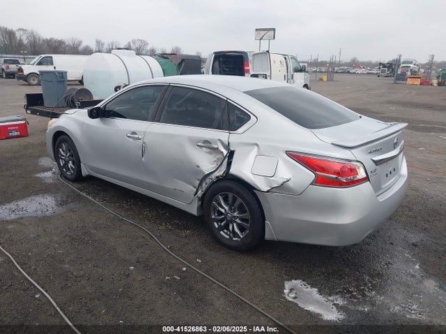 Nissan Altima 2.5 S 2015 1N4AL3APXFC223863 Image 3