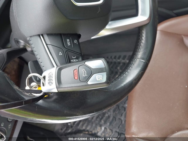 2017 AUDI Q7 WA1LAAF7XHD041108 Photo 10