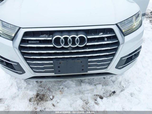 2017 AUDI Q7 WA1LAAF7XHD041108 Photo 5
