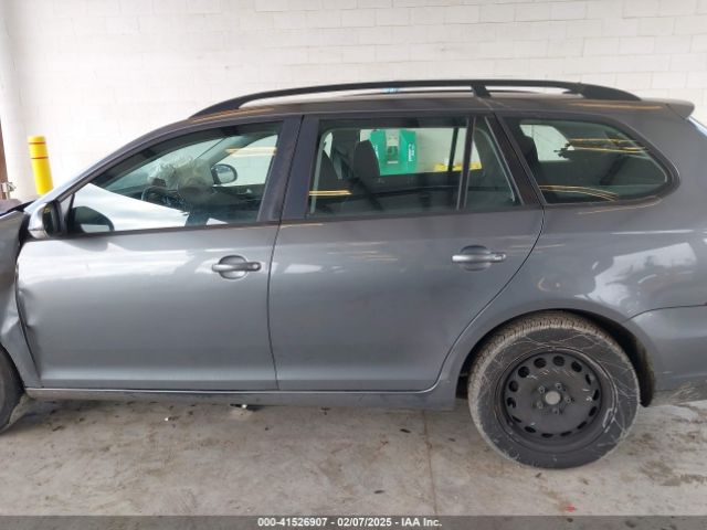 3VWPP7AJXEM612489 Volkswagen Jetta Sportwagen 2.5l S