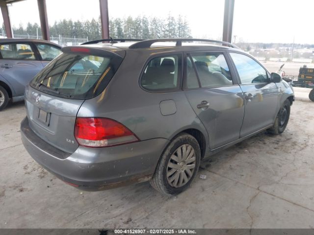 3VWPP7AJXEM612489 Volkswagen Jetta Sportwagen 2.5l S