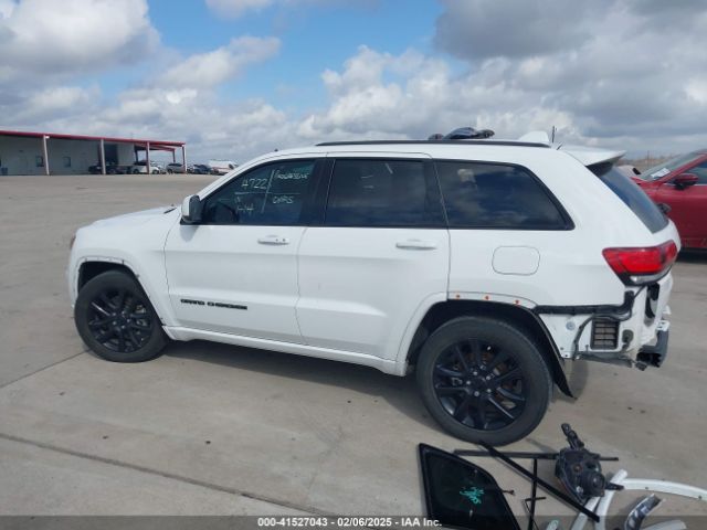 1C4RJEAG9MC713822 Jeep Grand Cherokee Laredo X 4x2