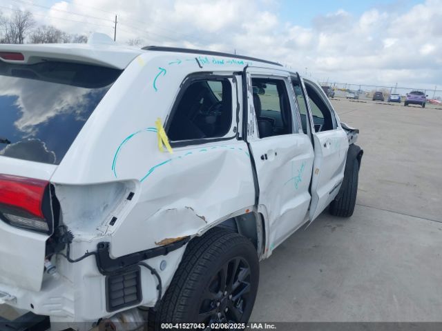 1C4RJEAG9MC713822 Jeep Grand Cherokee Laredo X 4x2
