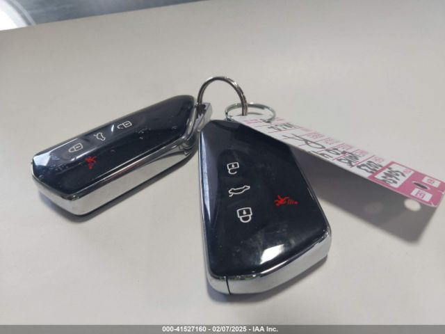 1V2WNPE83PC037537 Volkswagen Id.4 Awd Pro S