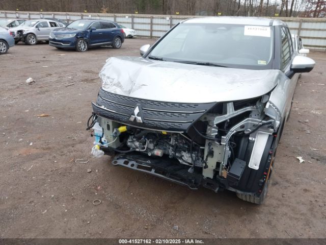 2022 MITSUBISHI OUTLANDER JA4J3UA89NZ024351 Photo 5