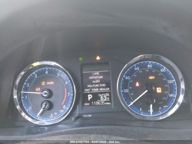 5YFBURHE0JP753603 Toyota COROLLA LE