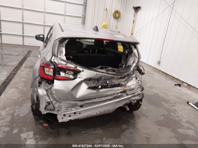 JF1GUABC8R8878330 Subaru Impreza Base 5-door