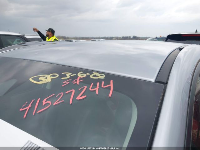 JF1GUABC8R8878330 Subaru Impreza Base 5-door