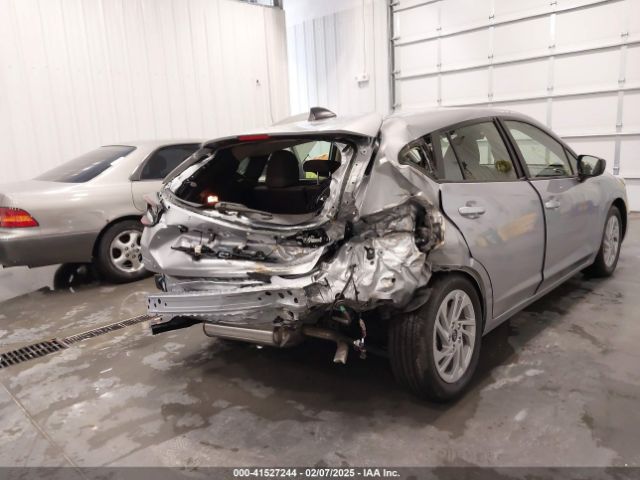 JF1GUABC8R8878330 Subaru Impreza Base 5-door