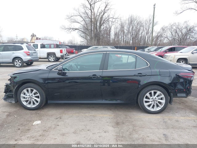 4T1R11AK7RU200451 Toyota CAMRY LE