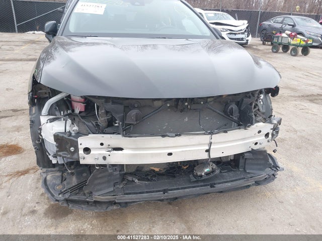 4T1R11AK7RU200451 Toyota CAMRY LE
