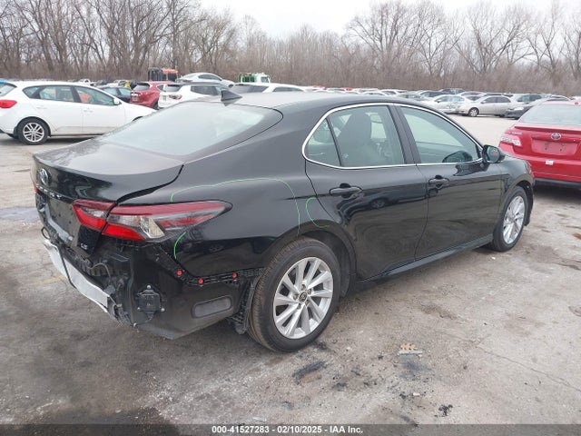 4T1R11AK7RU200451 Toyota CAMRY LE