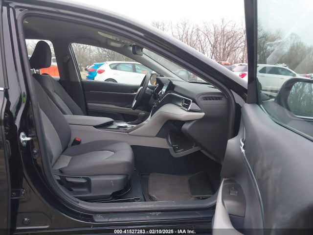 4T1R11AK7RU200451 Toyota CAMRY LE