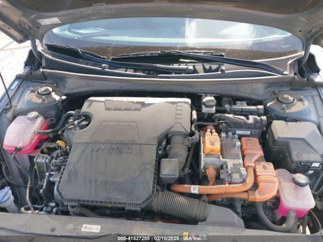 KMHLM4AJ6PU034104 Hyundai Elantra Hybrid Blue