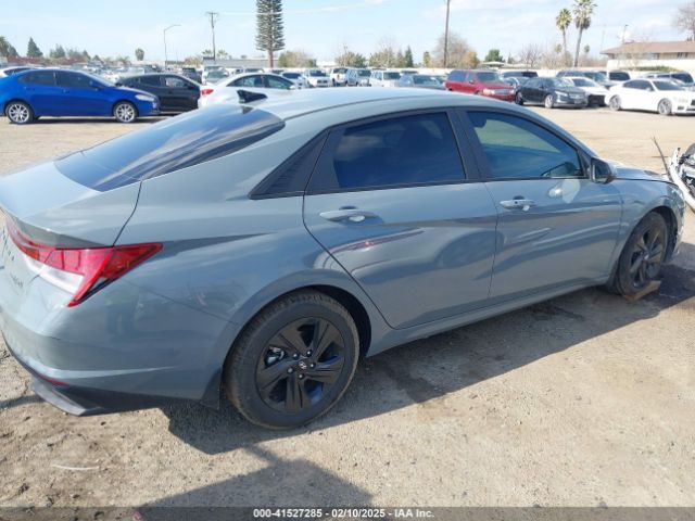 KMHLM4AJ6PU034104 Hyundai Elantra Hybrid Blue