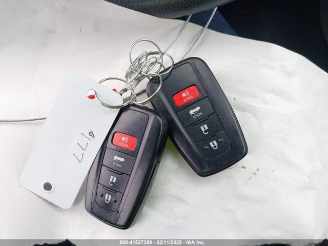 4T1B11HK7KU836977 Toyota CAMRY LE