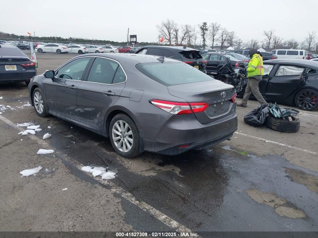 4T1B11HK7KU836977 Toyota CAMRY LE