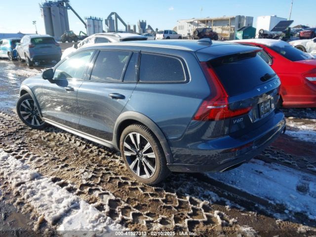 2020 VOLVO V60 CROSS COUNTRY YV4102WK8L1031646 Photo 2