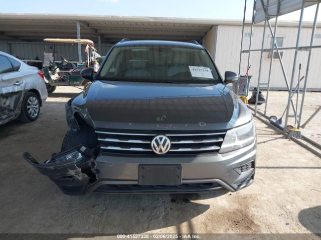 3VV3B7AX3LM042449 Volkswagen Tiguan 2.0t Se/2.0t Se R-line Black/2.0t Sel
