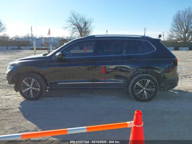 3VV3B7AX9KM135037 Volkswagen Tiguan 2.0t Se/2.0t Sel/2.0t Sel R-line/2.0t Sel R-line Black