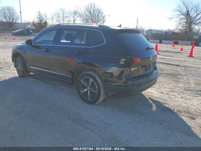 3VV3B7AX9KM135037 Volkswagen Tiguan 2.0t Se/2.0t Sel/2.0t Sel R-line/2.0t Sel R-line Black
