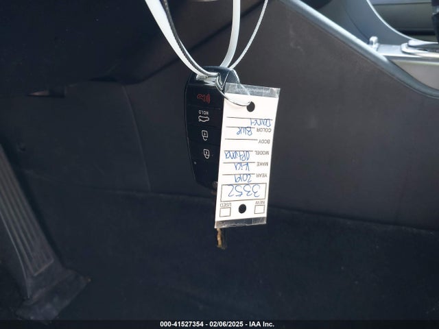 5XXGT4L33KG303794 KIA Optima Lx