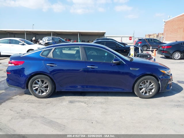 5XXGT4L33KG303794 KIA Optima Lx