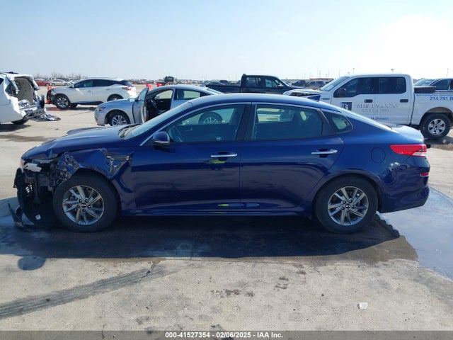 5XXGT4L33KG303794 KIA Optima Lx
