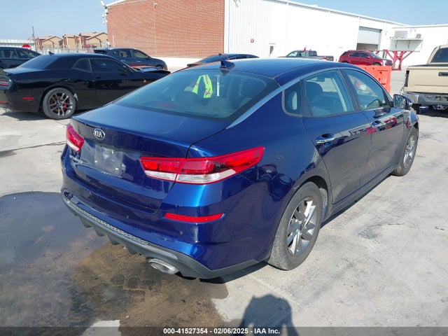 5XXGT4L33KG303794 KIA Optima Lx