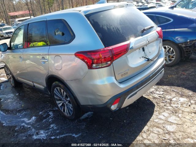 2020 MITSUBISHI OUTLANDER JA4AD3A30LZ004594 Photo 2