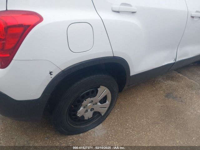 KL7CJKSB5FB249439 Chevrolet Trax 1ls