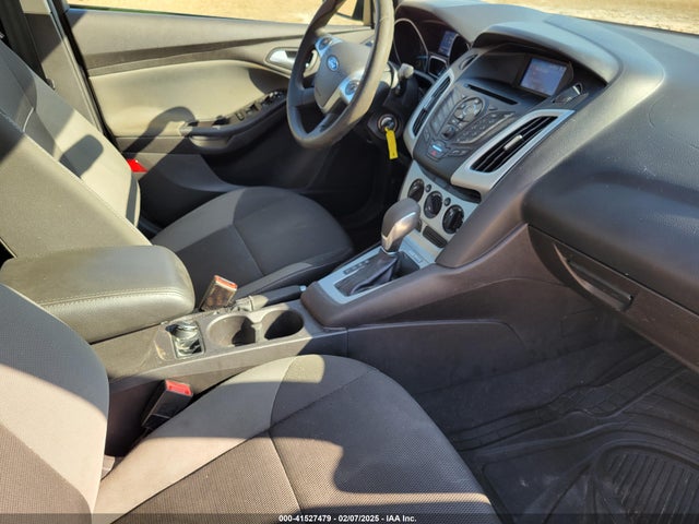 Ford Focus 2014 1FADP3F28EL217427 Image 5