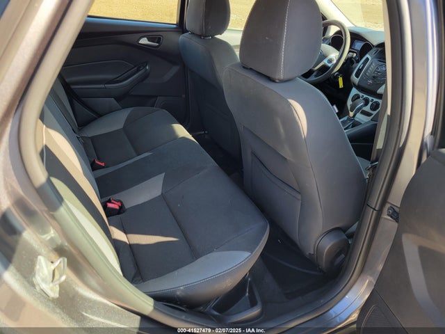 Ford Focus 2014 1FADP3F28EL217427 Image 8