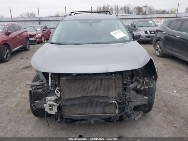 5N1DR3BB4NC230083 Nissan Pathfinder Sv 2wd