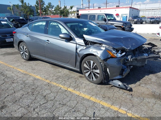 2019 1N4BL4EV8KC258110 main image