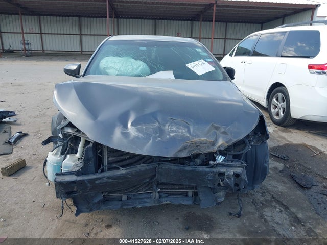 4T1BF1FK5HU403543 Toyota CAMRY LE