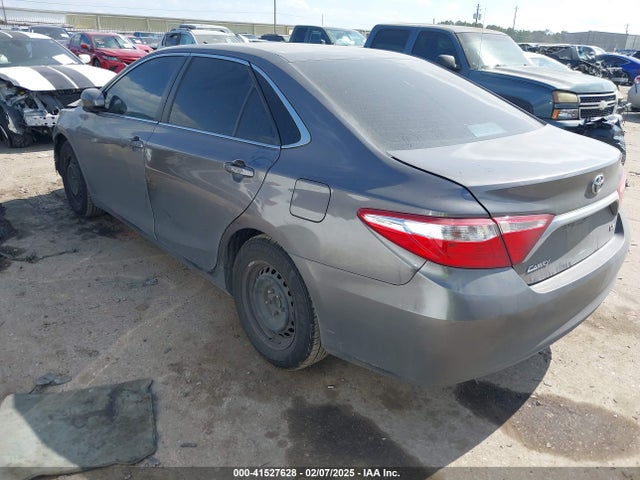 4T1BF1FK5HU403543 Toyota CAMRY LE