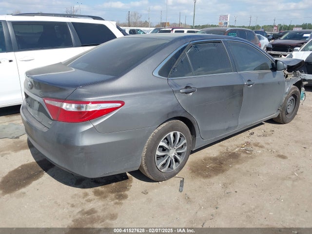 4T1BF1FK5HU403543 Toyota CAMRY LE