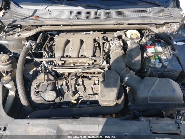 Ford Taurus Limited 2017 1FAHP2F80HG114953 Image 10