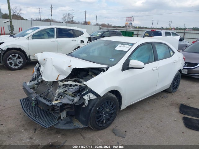 Toyota COROLLA LE 2017 5YFBURHE3HP714076 Image 2